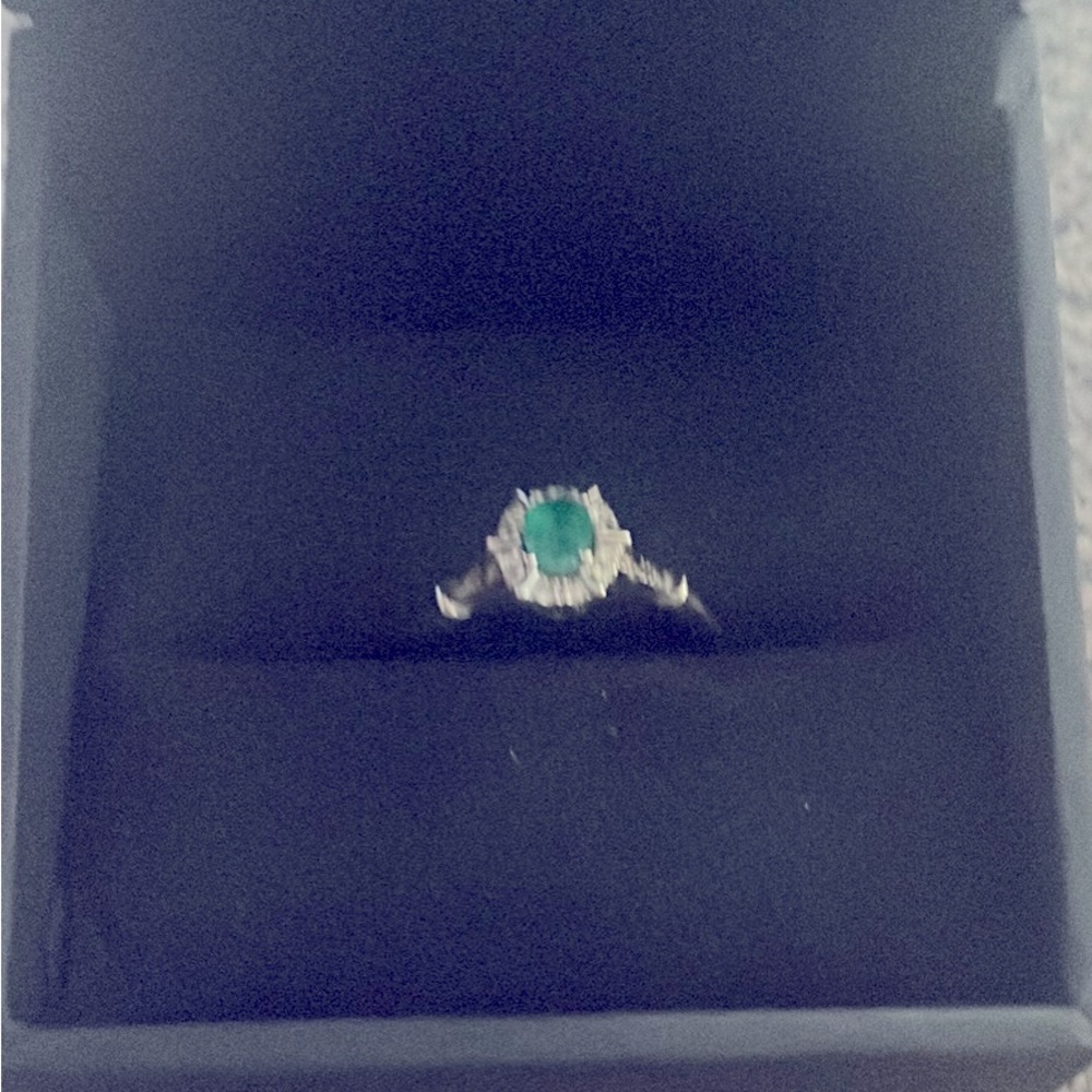 LeVian natural green emerald 14 karat white gold size 6 1/2